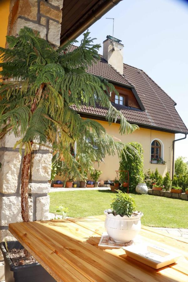 Apartman U Vagnera Двур-Кралове-над-Лабем Екстер'єр фото